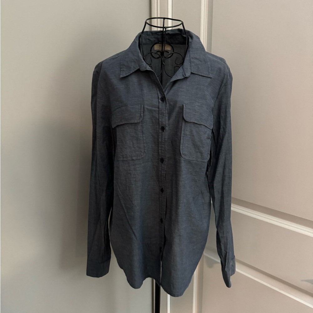 Ann Taylor Loft Button-Down Size Medium